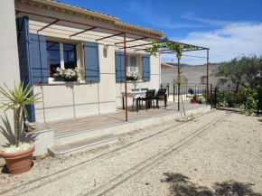 Maison entière avec piscine, au cœur des vignes.